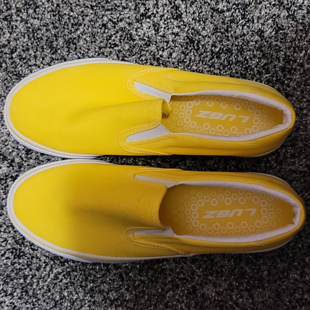 LUGZ SLIP ON CANVAS CASUAL SHOES